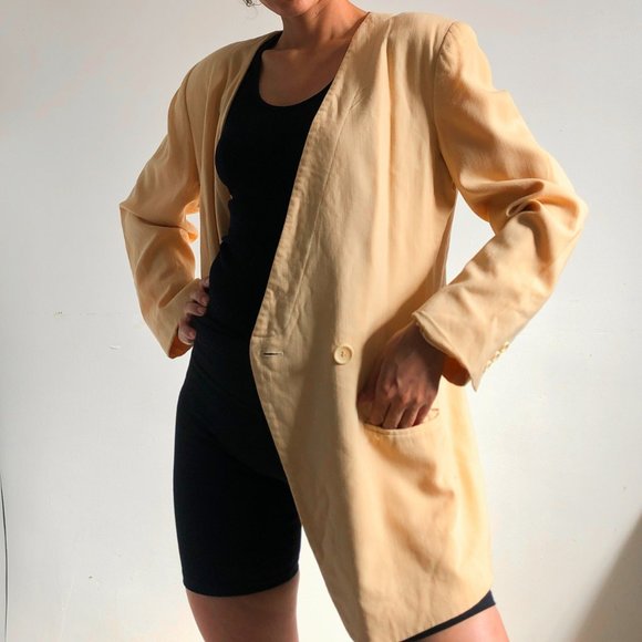 Vintage Ann Taylor cream 100% wool blazer - Picture 3 of 7